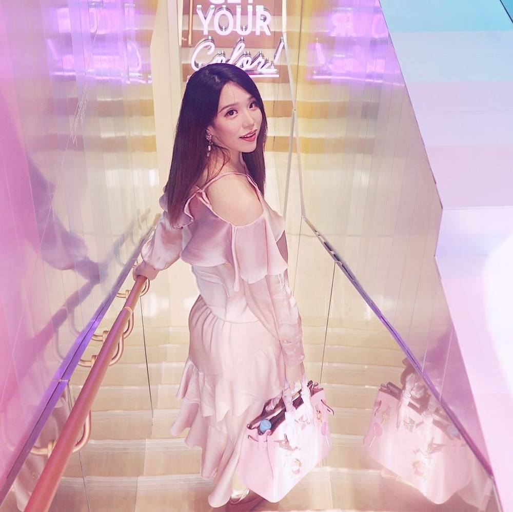 Meet your Posher, Teema